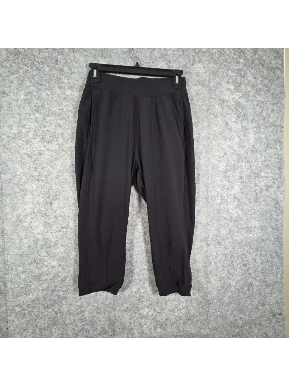 Lululemon Women's Align Cropped Athletic Pants Black Active Workout